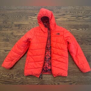 The North Face Kids Jacket in Bright Red (Reversible)